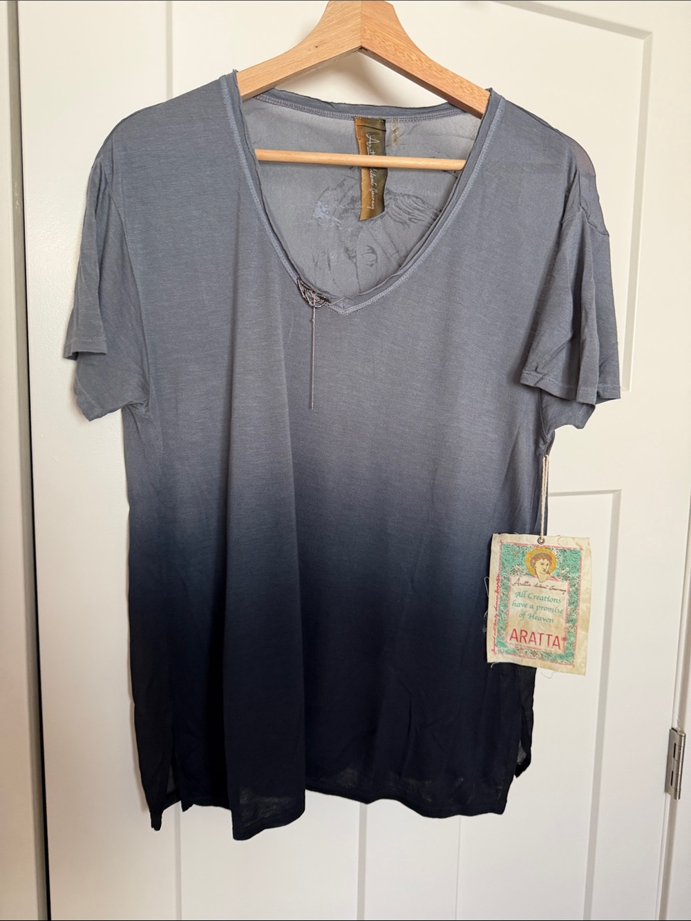 NWT Aratta Ombre V-Neck Short Sleeve Top in Slate and Charcoal size S